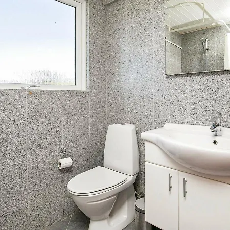 Hébergement de vacances Three-bedroom Holiday In Hirtshals 5 *